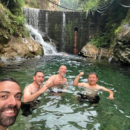 Family Hotel Zhangjiajie Εξωτερικό φωτογραφία