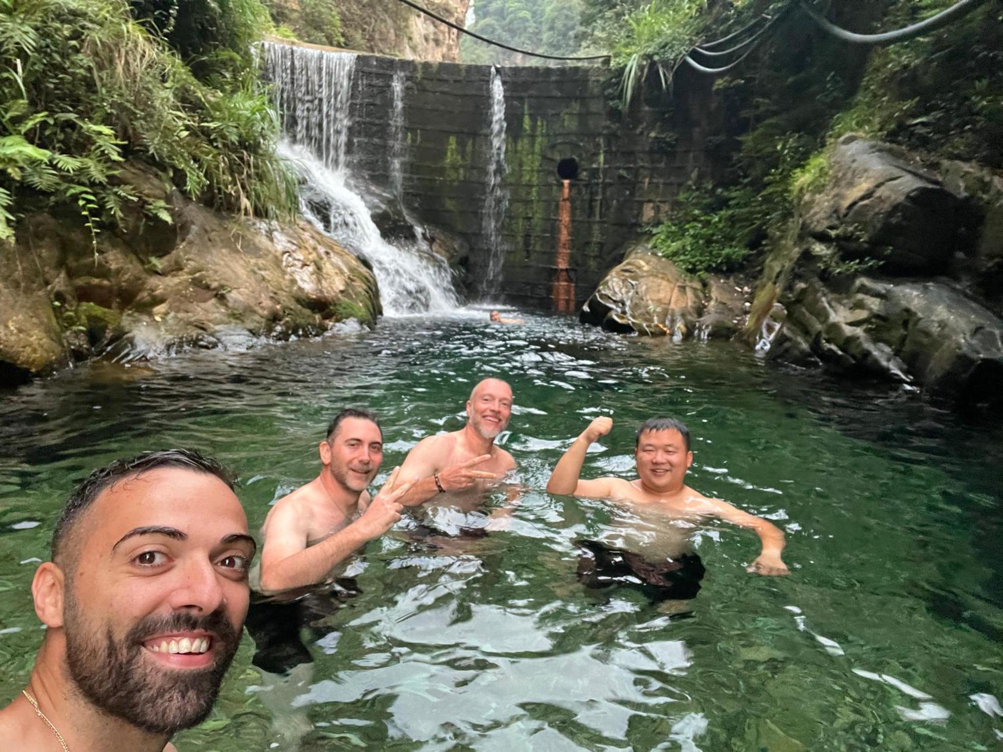 Family Hotel Zhangjiajie Εξωτερικό φωτογραφία